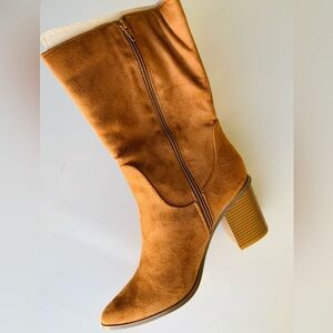 Women’s Mid Boot
